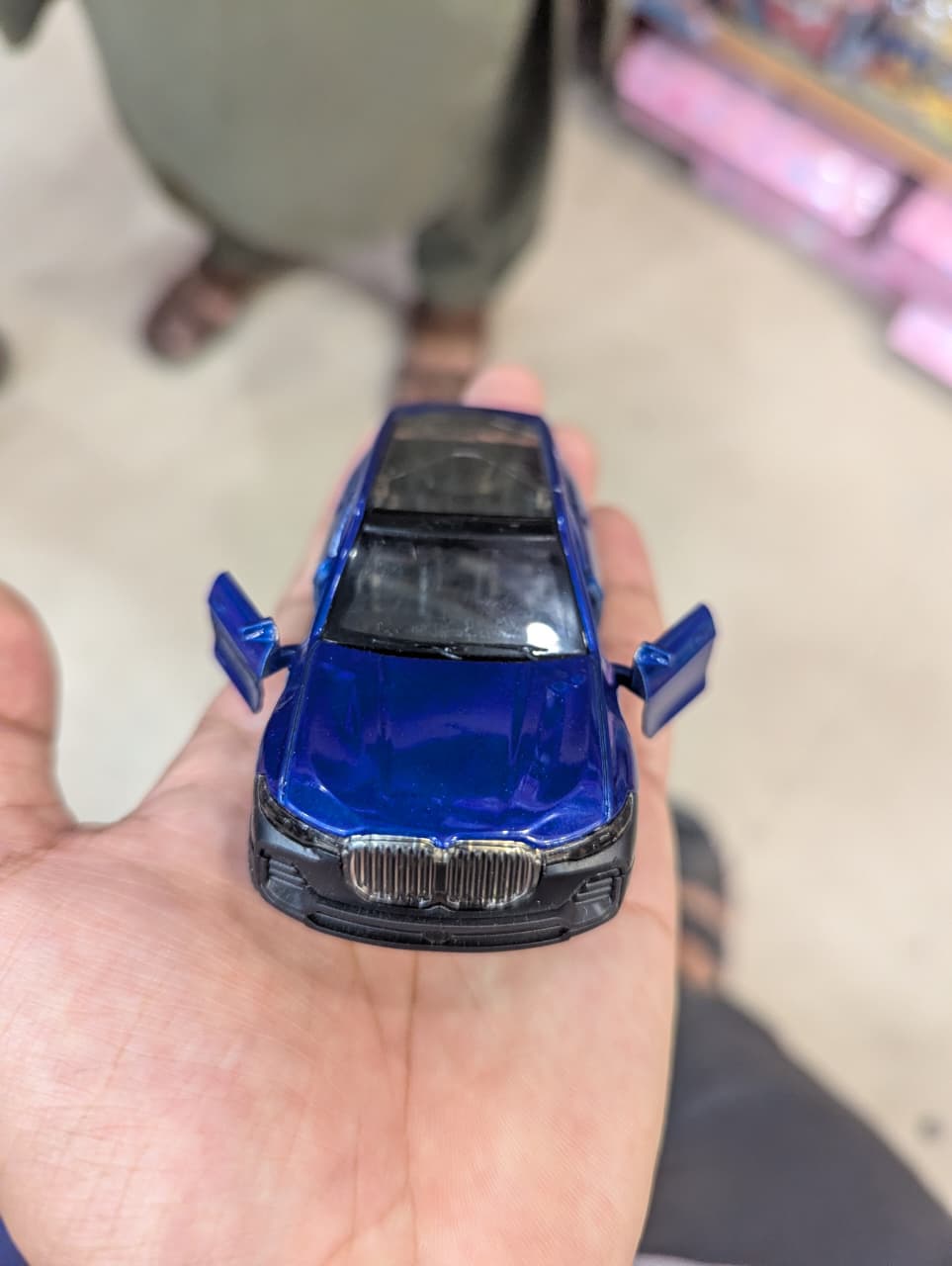 BMW i7 Metal Car - Buy Dukan