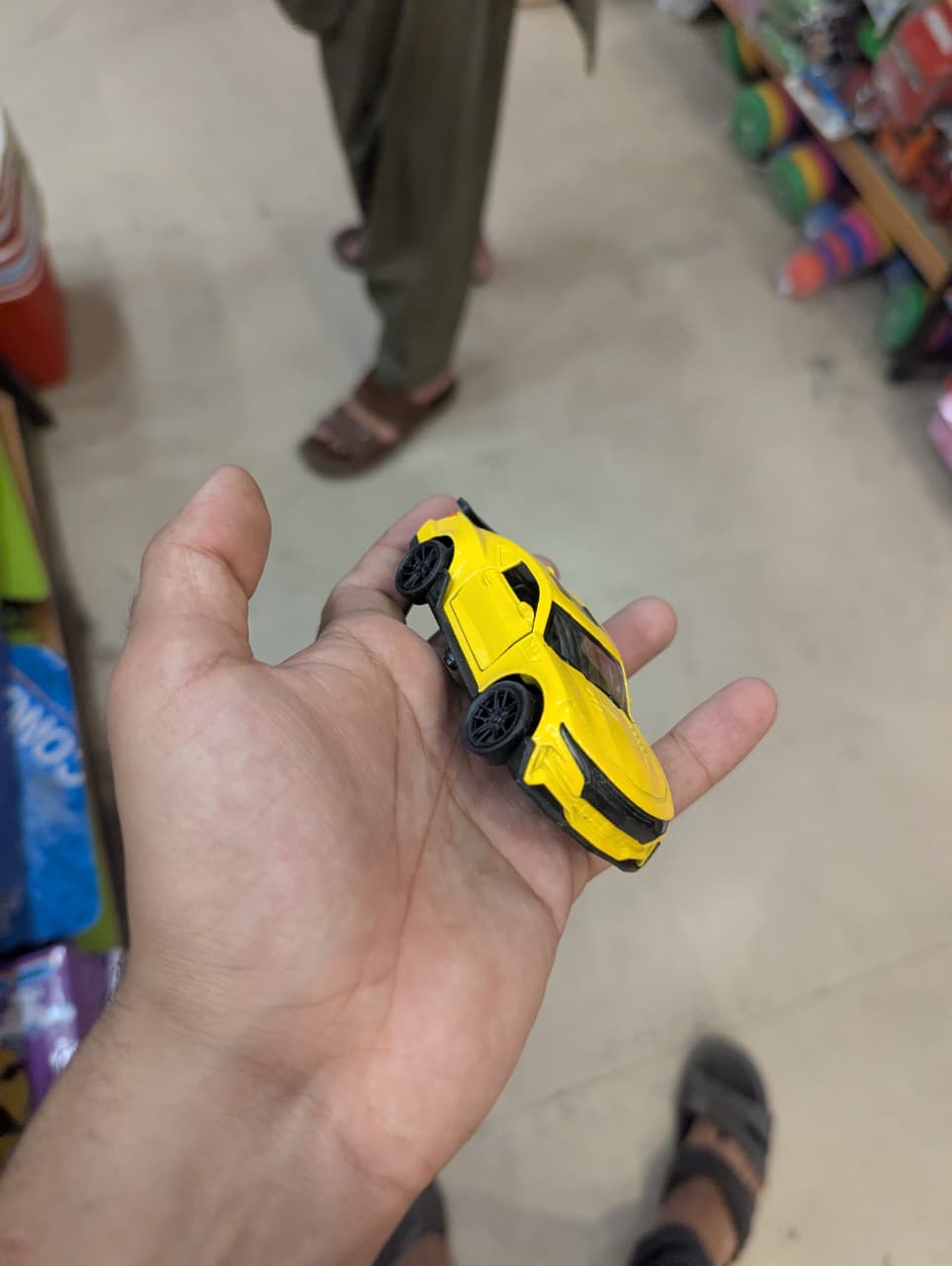 Alloy toy vehicle